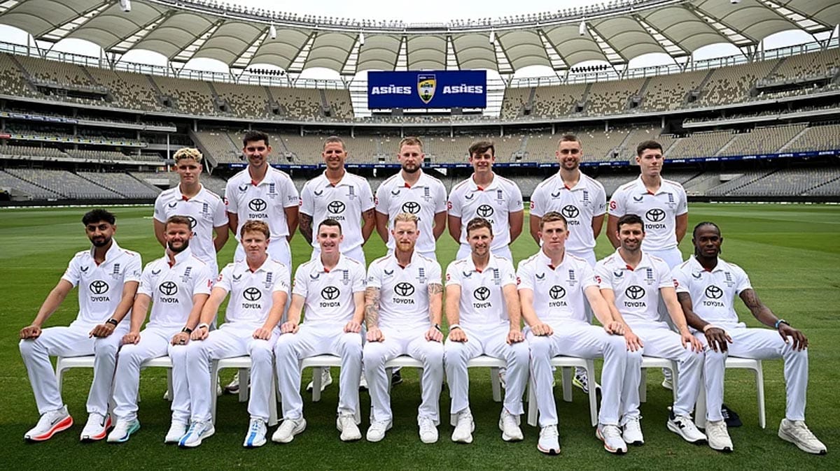 England ashes squad