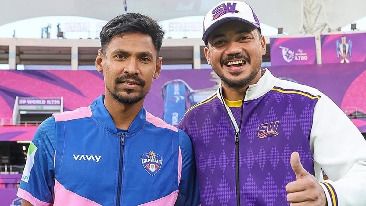 মোস্তাফিজুর রহমান ও তাসকিন আহমেদ