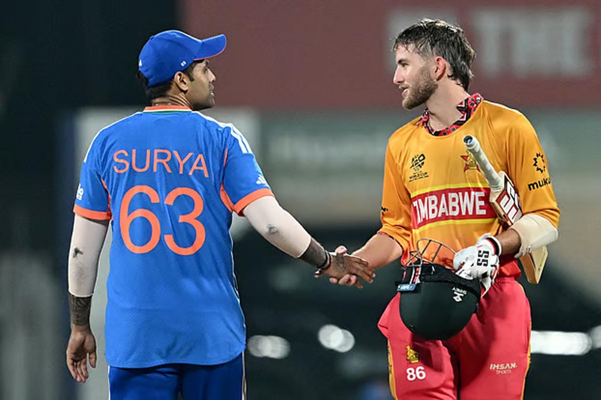 জিম্বাবুয়েকে বড় ব্যবধানে হারিয়ে সেমিফাইনালের স্বপ্ন দেখছে ভারত।