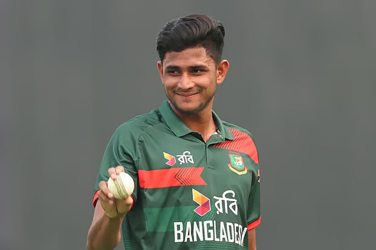 সাদাবলের ক্রিকেটেও দারুণ বোলিং করলেন নাহিদ রানা।