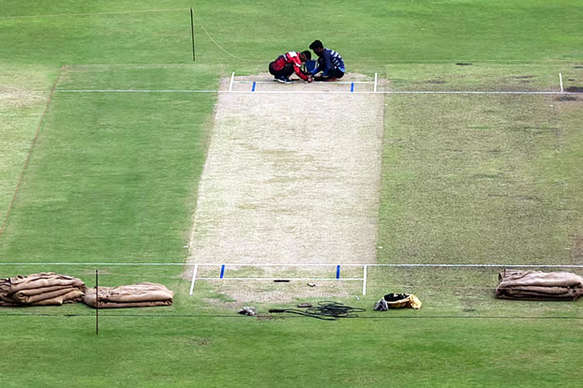মিরপুর শেরে বাংলা স্টেডিয়ামের উইকেট।