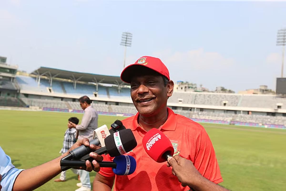 বাংলাদেশের একসময়কার তারকা স্পিনার মোহাম্মদ রফিক।