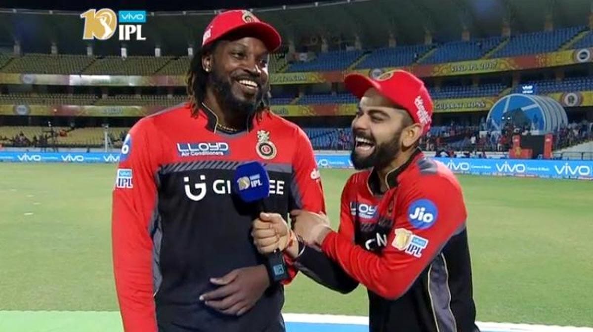 আইপিএলের দুই মহাতারকা ক্রিস গেইল ও বিরাট কোহলি।