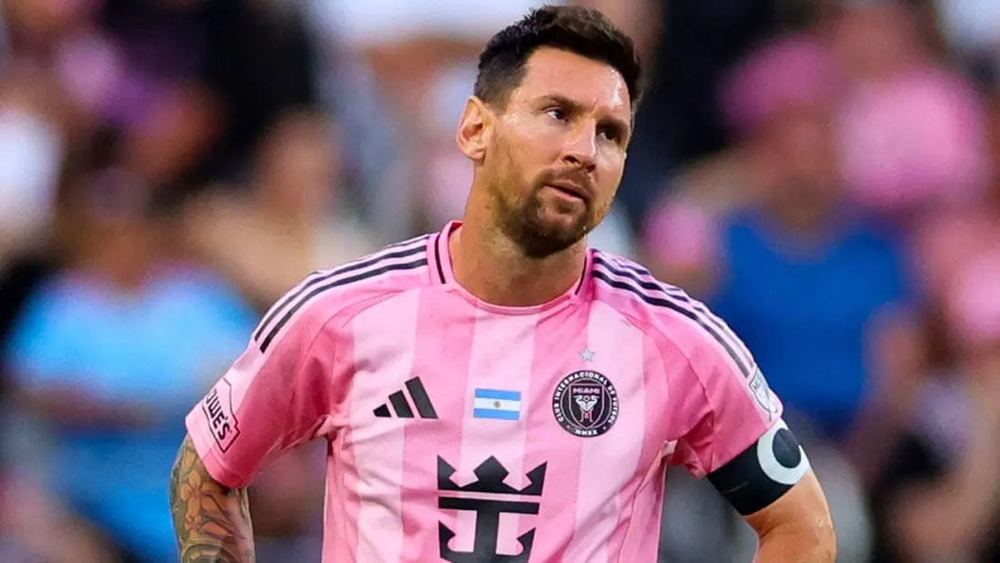Lionel Messi leaving the field during an MLS match for Inter Miami.