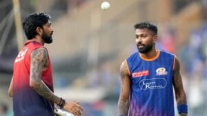 Throwback photo of Krunal and Hardik Pandya talking each other while playing in IPL.